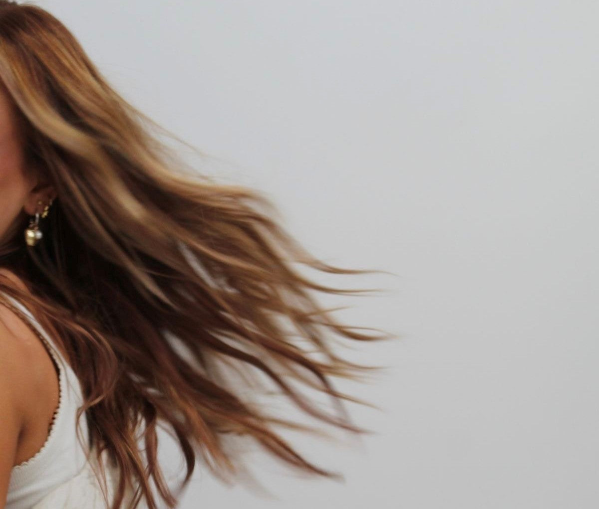 Restore Your Luscious Locks: A Naturopath’s Guide to Natural Hair Regrowth