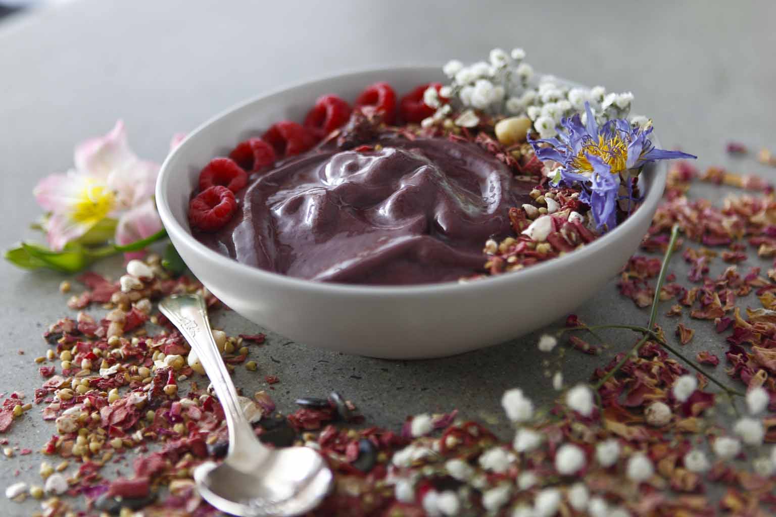 Glowing Acai Bowl